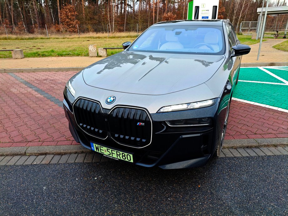 BMW i7 in a sporty version