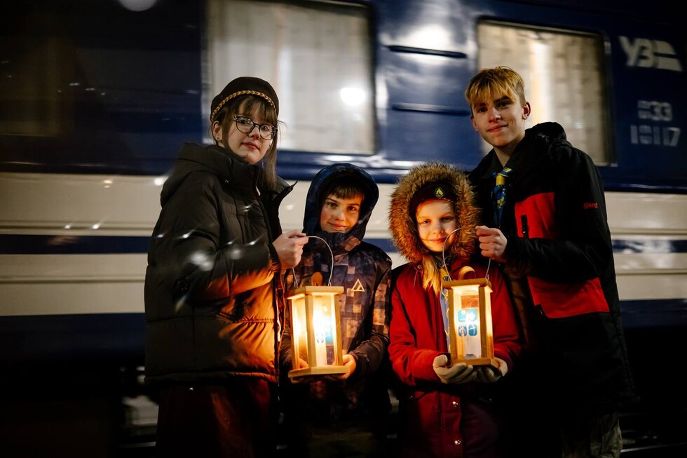The Bethlehem fire of peace is already in Ukraine. Photo 3