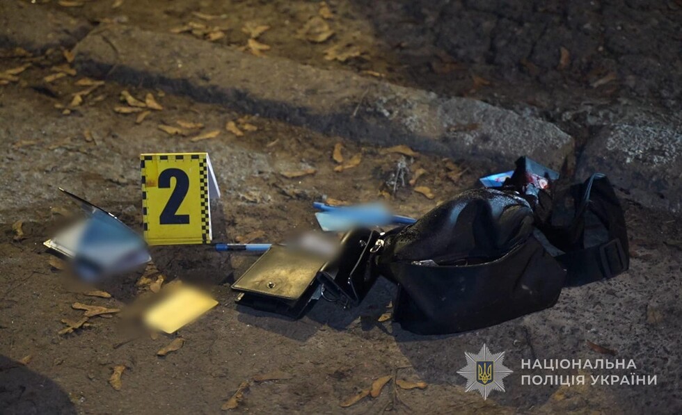A man was shot dead in Odessa. The media write that this is because of debts. Video 2