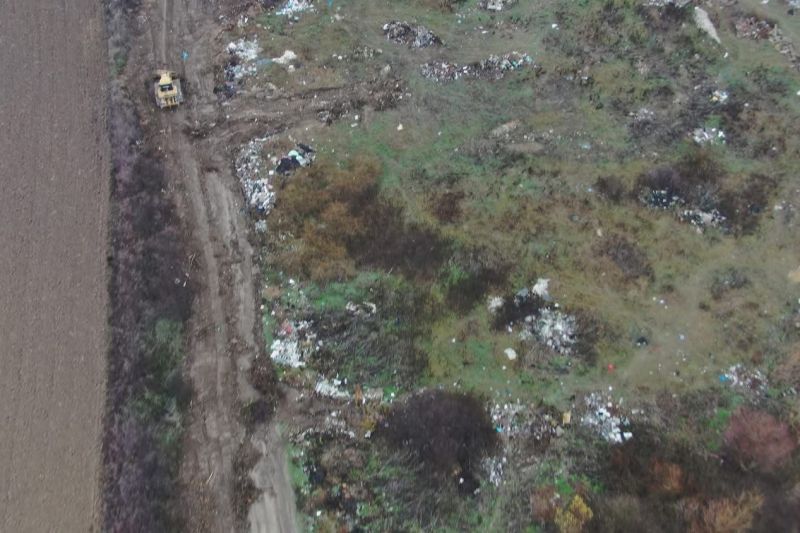 VIDEO The moment when a town hall was caught by the Environmental Guard drone illegally burying waste