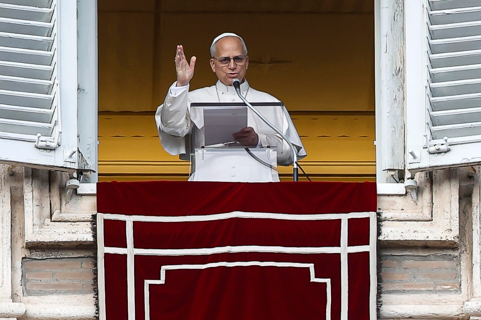 Pope Leo XIV blesses the faithful. Vatican, December 26, 2025