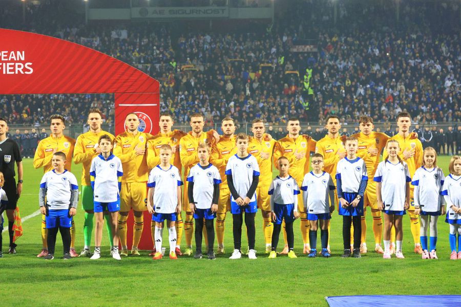 „Tricolorii” vor avea parte de o atmosferă infernală la barajul cu Turcia, din martie / FOTO Ionuț Iordache (GSP) Răzvan Raț, interviu în vila de secol XVI de la Genova: „Nu mă mai surprinde nimic la Lucescu” » Ce spune despre destinația lui Stanciu