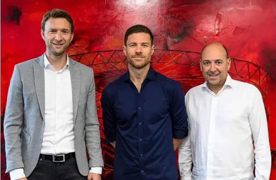Bayer defends Xabi Alonso: