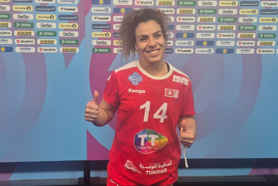 Mouna Jlezi (34 years old), a certified pivot at HC Zalău, had an excellent performance in Tunisia's victory over Austria, score 27-25, in the main group III of the Women's Handball World Championship. Zalău handball players, perfect performances in the surprise of the day at the World Championship: