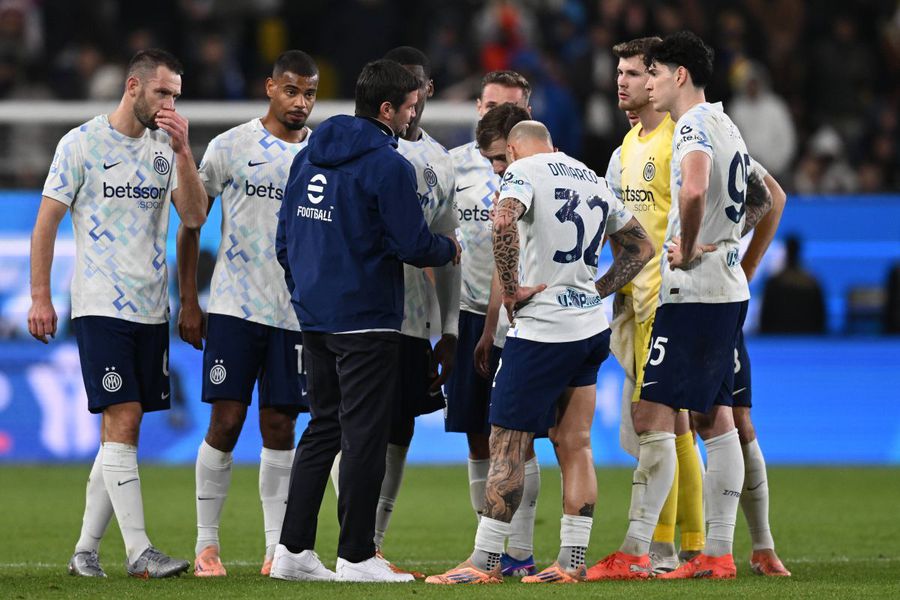 Cristi Chivu, in yet another match in which Inter failed to capitalize on scoring opportunities on the scoreboard / Photo: Imago Antonio Cassano after Chivu's failure in the Super Cup: