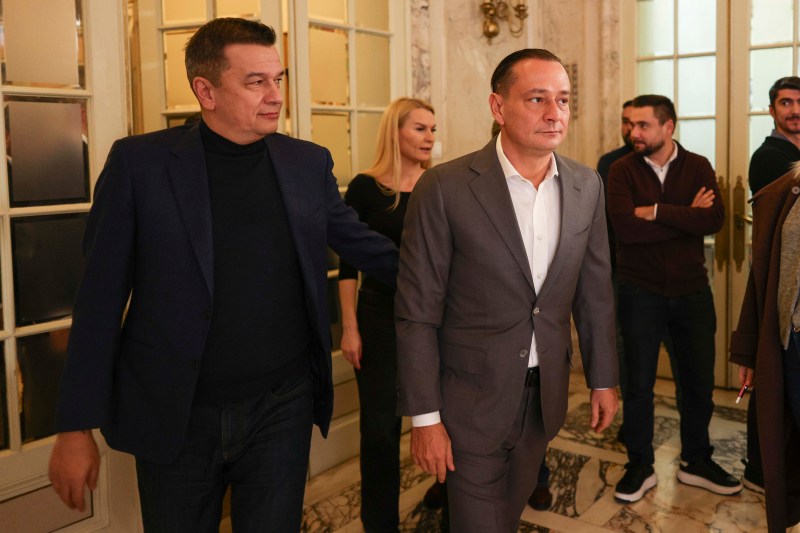 Sorin Grindeanu and Daniel Băluță, at the PSD headquarters in Bucharest, on the day of the elections for the Capital City Hall Photo: Inquam Photos / Octav Ganea