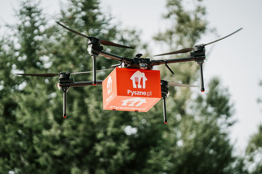 Pyszne.pl delivery drone tests