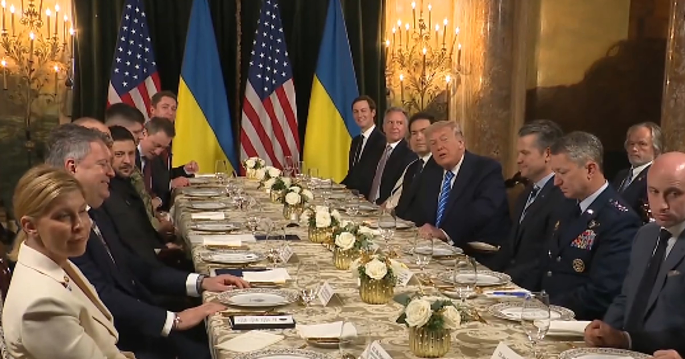 Donald Trump receives Volodymyr Zelensky