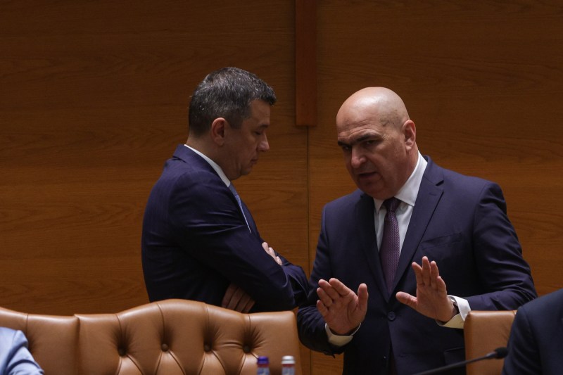 Sorin Grindeanu and Ilie Bolojan. Inquam Photos / Octav Ganea