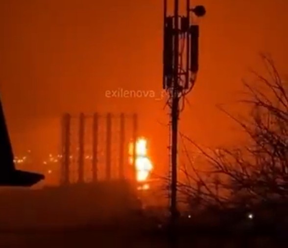 VIDEO Fire at the Tuapse refinery, attacked overnight by Ukrainians with drones