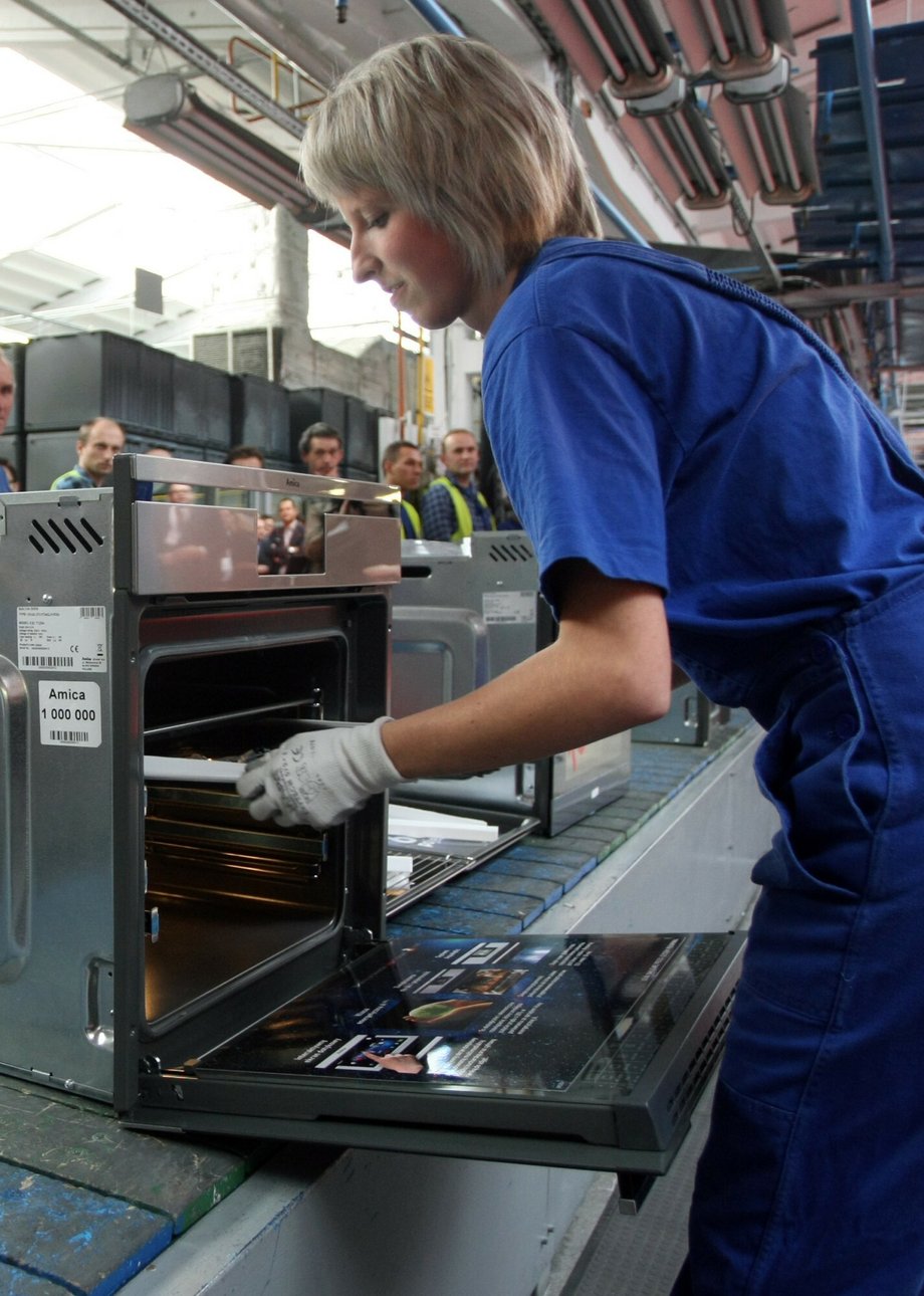Production of Amica ovens