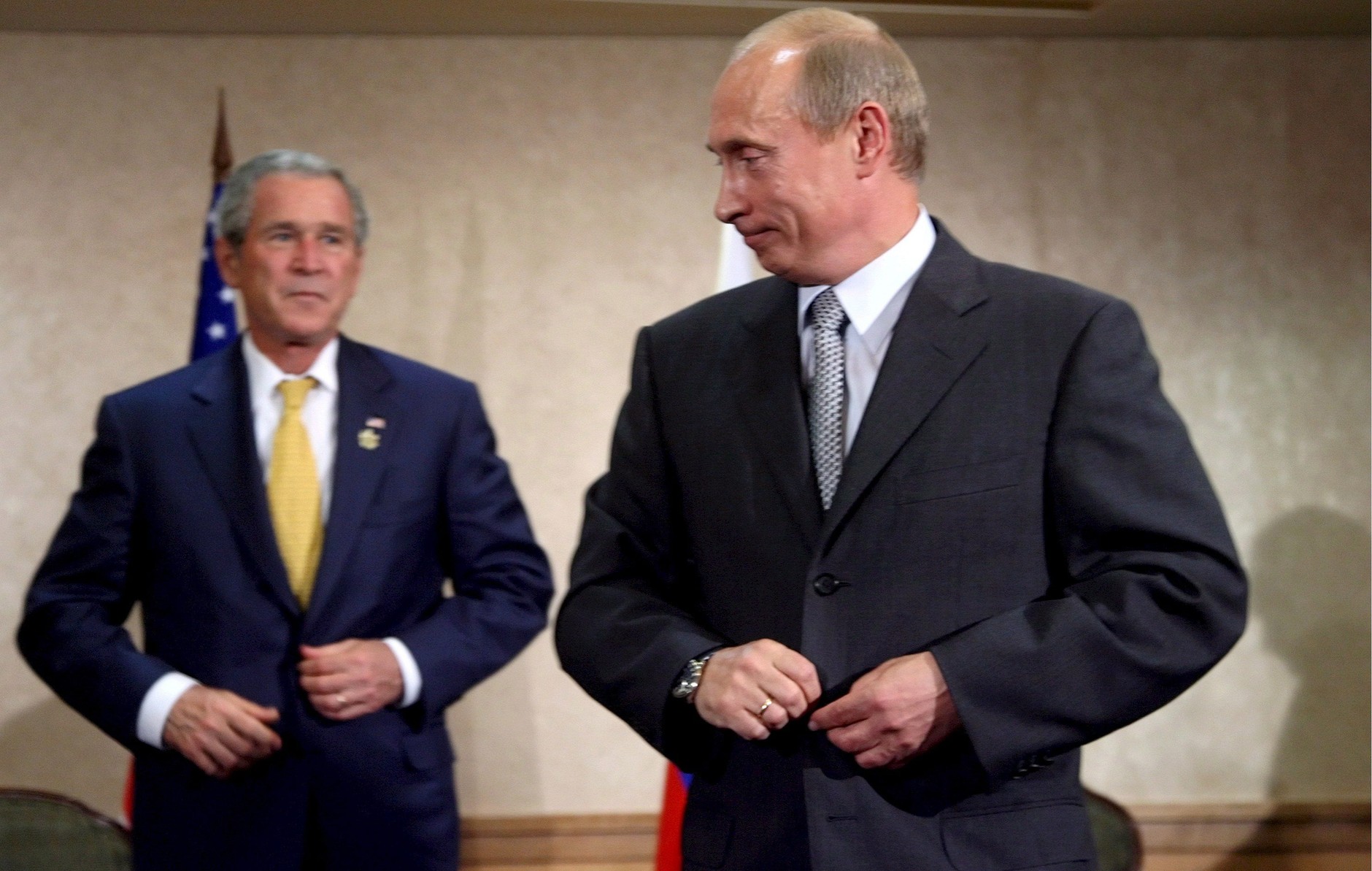 George W. Bush, president of the United States, and Vladimir Putin, president of Russia. Sydney, September 7, 2007 