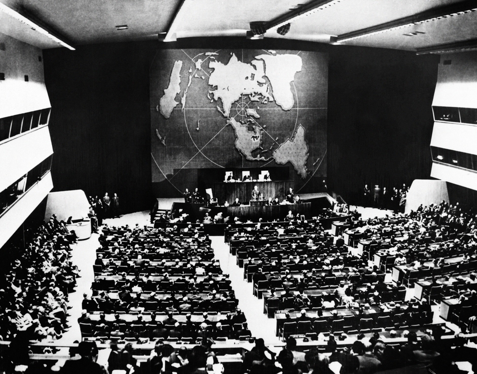 First session of the UN General Assembly in New York, October 23, 1946.