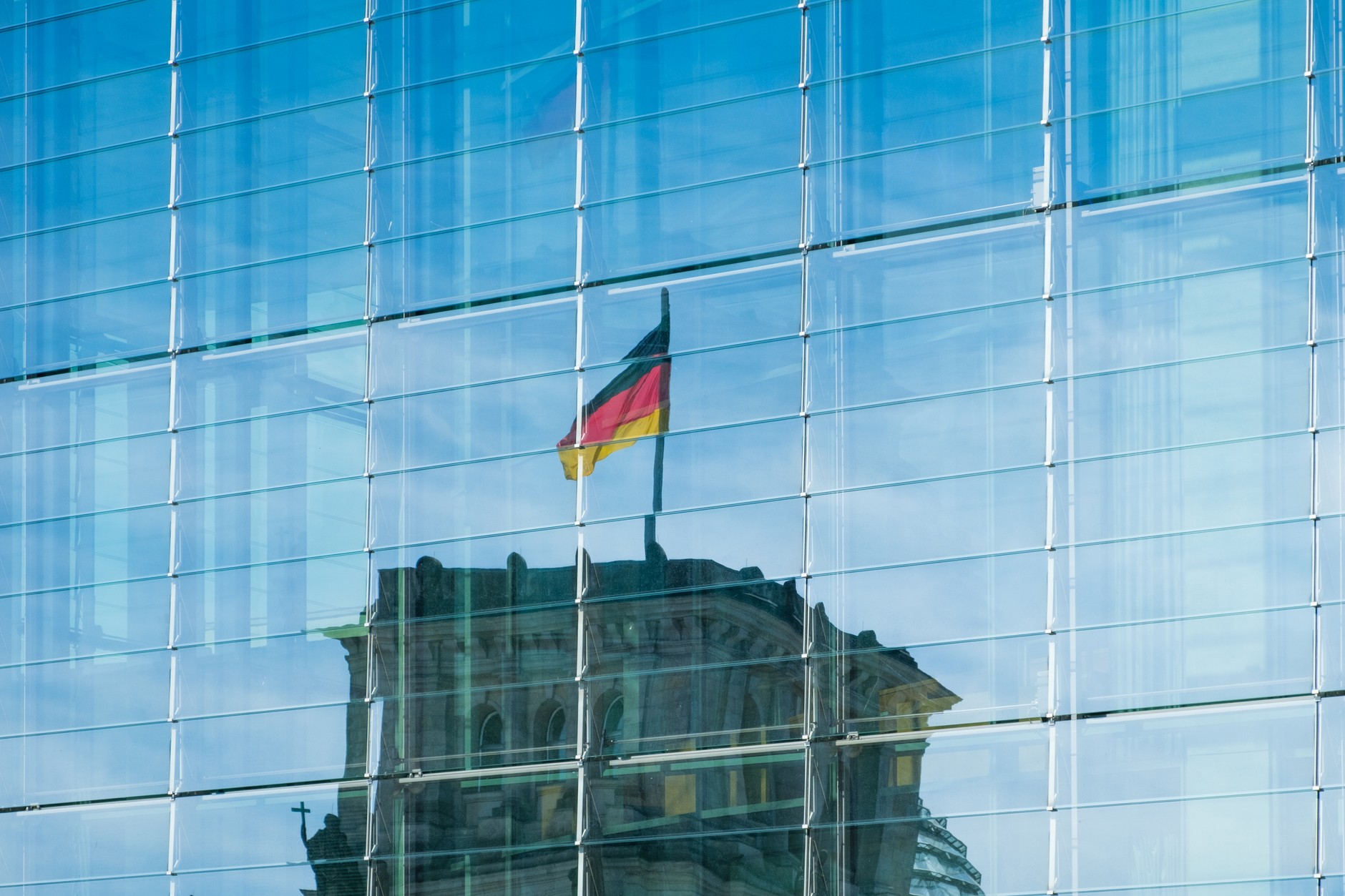 German flag in Berlin (illustrative photo)