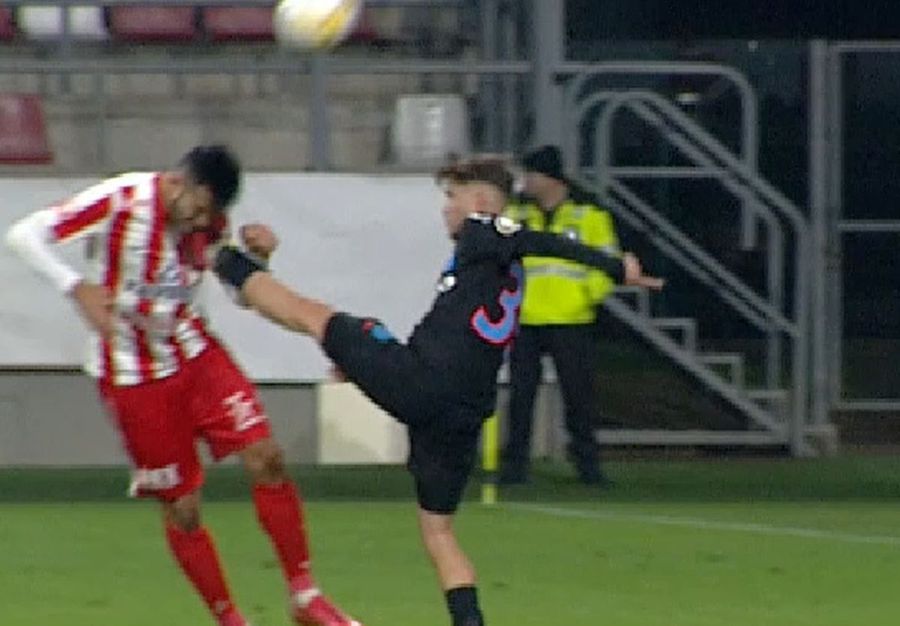 UTA - FCSB 3-0 » Red-blue impotence, the reserves gave up! Embarrassing in Arad, the champion risks saying 