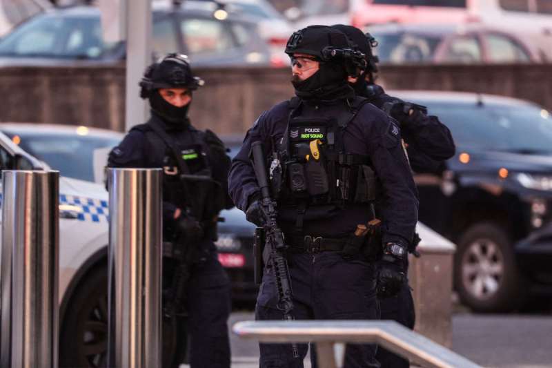 Australia wants tougher gun laws after Sydney's Bondi Beach shooting leaves 16 dead