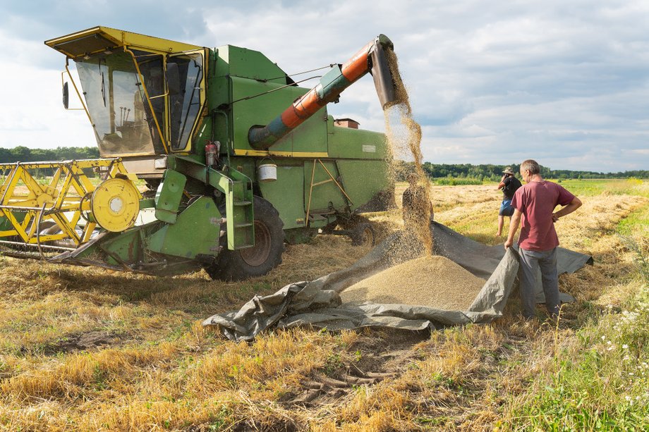 The ban on the sale of state agricultural land will be extended