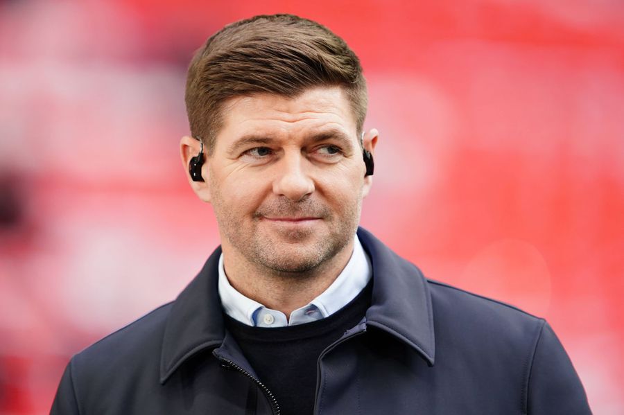 Steven Gerrard. Photo: Imago The emergency solution? A former international great, set to take Arne Slot's place at Liverpool