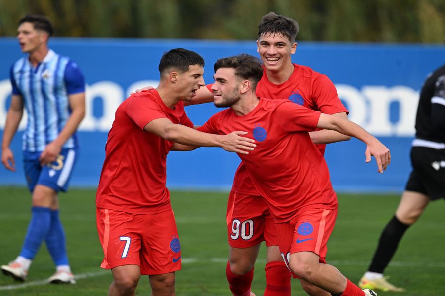 David Popa, Robert Necșulescu and Alexandru Stoian in FCSB - Lokomotiva Zagreb, UEFA Youth League. Photo: sportpictures.eu SHOCK at FCSB! Octavian Popescu, excluded from the group by Gigi Becali