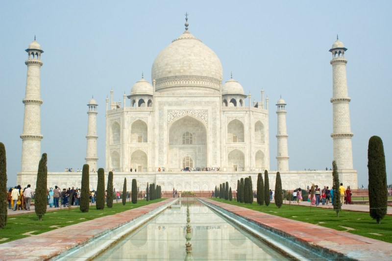 One of the most famous monuments in the world, in India, dedicated to love, becomes a symbol of division