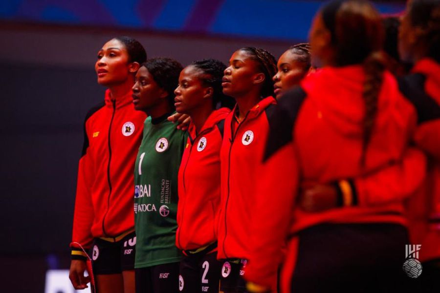 The coach of Angola and Gloria Bistrita praises his players: 