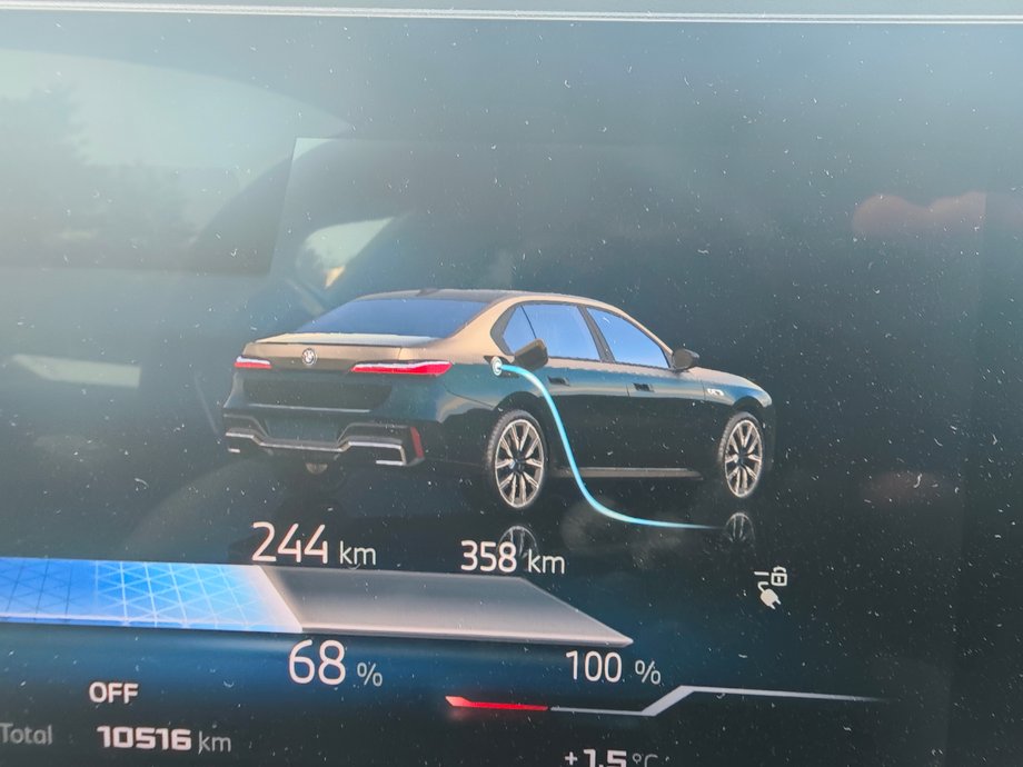 You can watch the limousine charging on the display