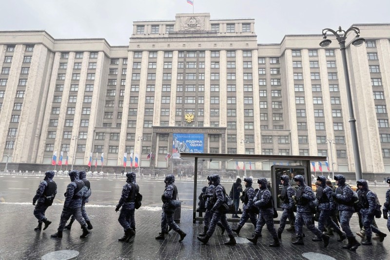 Russian police officers killed in attack in Moscow. Ukraine claims they were involved in torturing prisoners of war