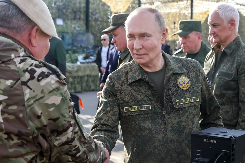 On War and Peace: In just a few hours, Putin is expected to send a major signal