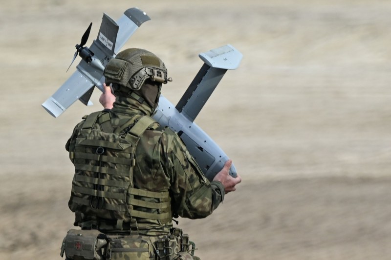 Poland will build anti-drone fortifications on its eastern border. 2 billion euro project