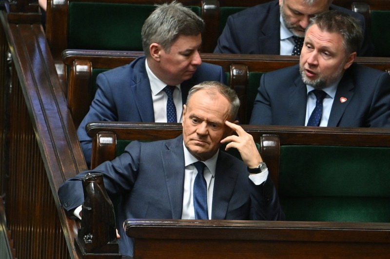 Two fugitive politicians poison the relations between Budapest and Warsaw.