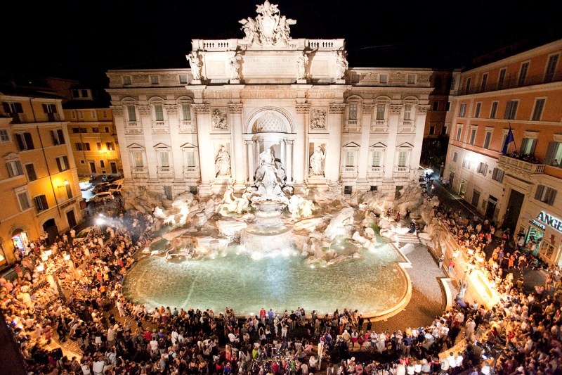 Tax on one of the most important tourist attractions in Rome. Access to the Trevi Fountain will be available for a fee from February