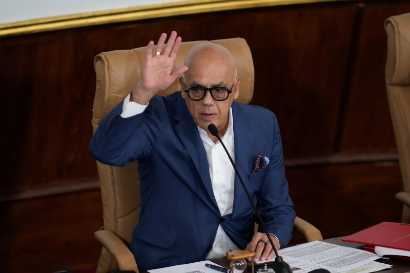 Unanimous vote in Venezuela's parliament for law introducing tough penalties against those who support US blockade and 'other international crimes'
