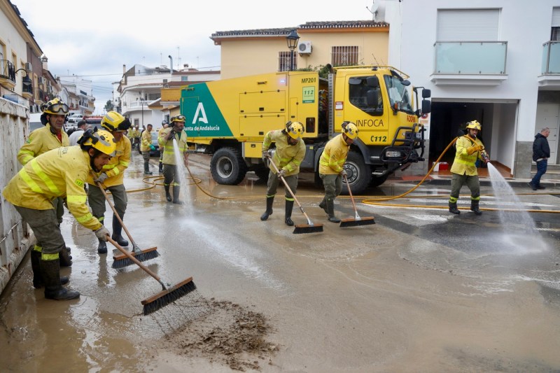 VIDEO Torrential rain and flooding in Spain. One person is dead and two others are missing