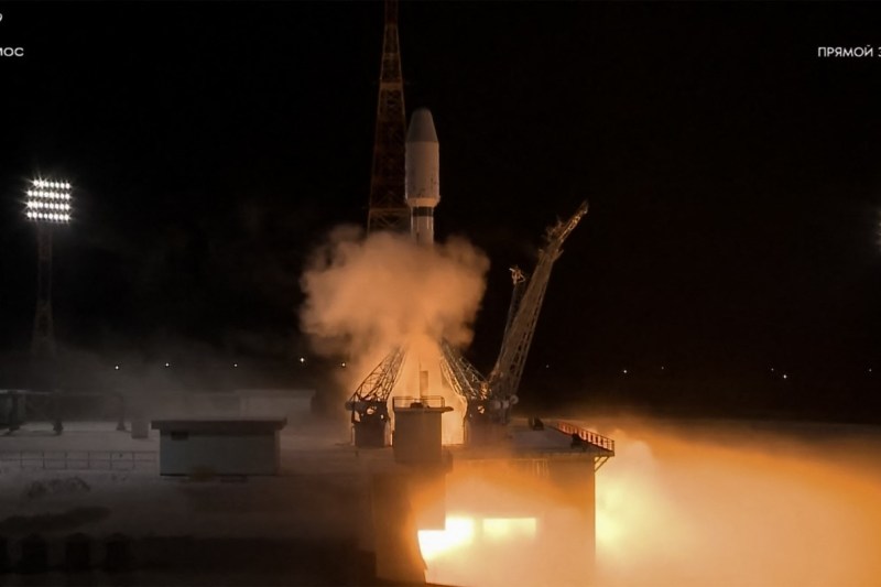 A new launch of Iranian satellites from Russia. Among them, the heaviest and most advanced imaging satellite ever manufactured in Iran
