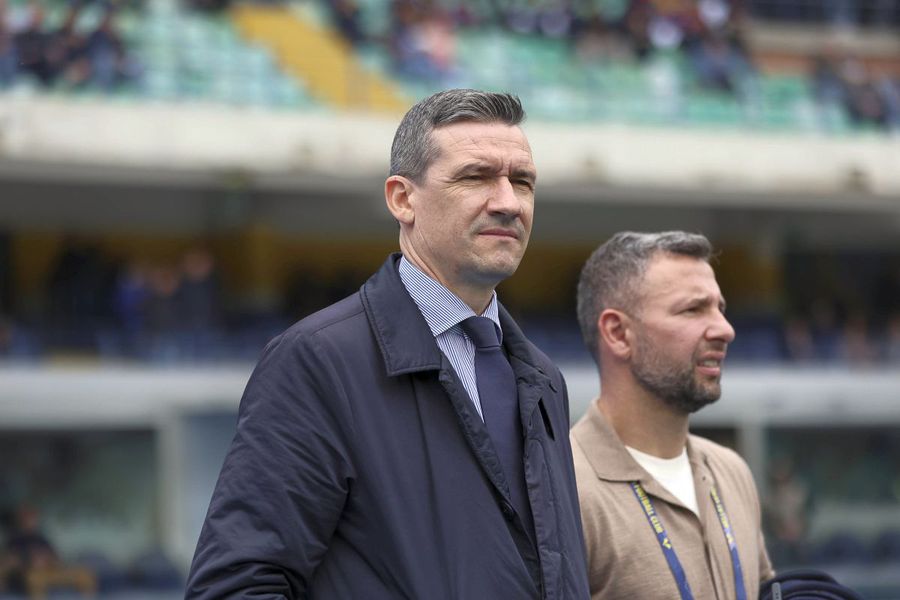 He signed with Juventus, after being fired by Dan Șucu