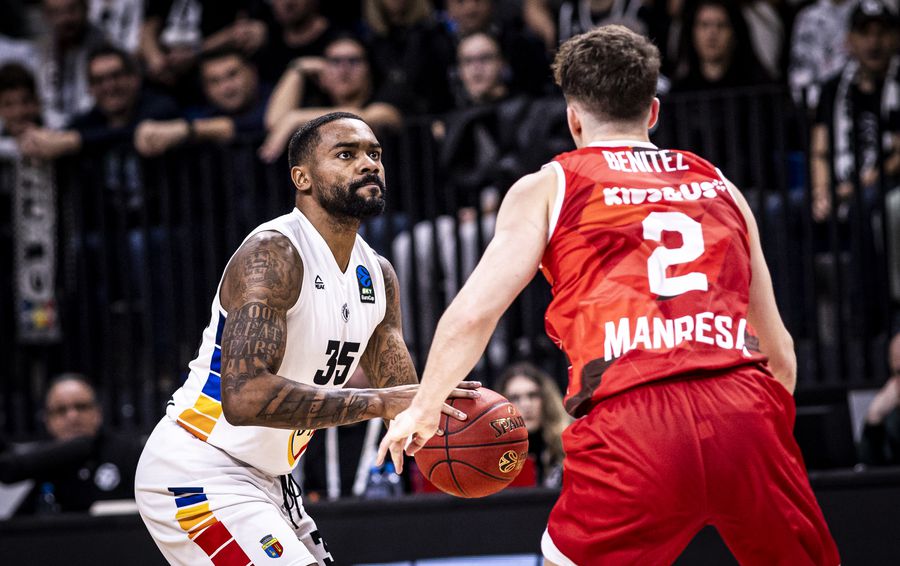 Patrick Richard, captain of U-BT Cluj-Napoca/Photo: euroleaguebasketball.net BAXI Manresa – U-BT Cluj-Napoca, crucial match in the EuroCup » Two minutes left: time-out in Nou Congost