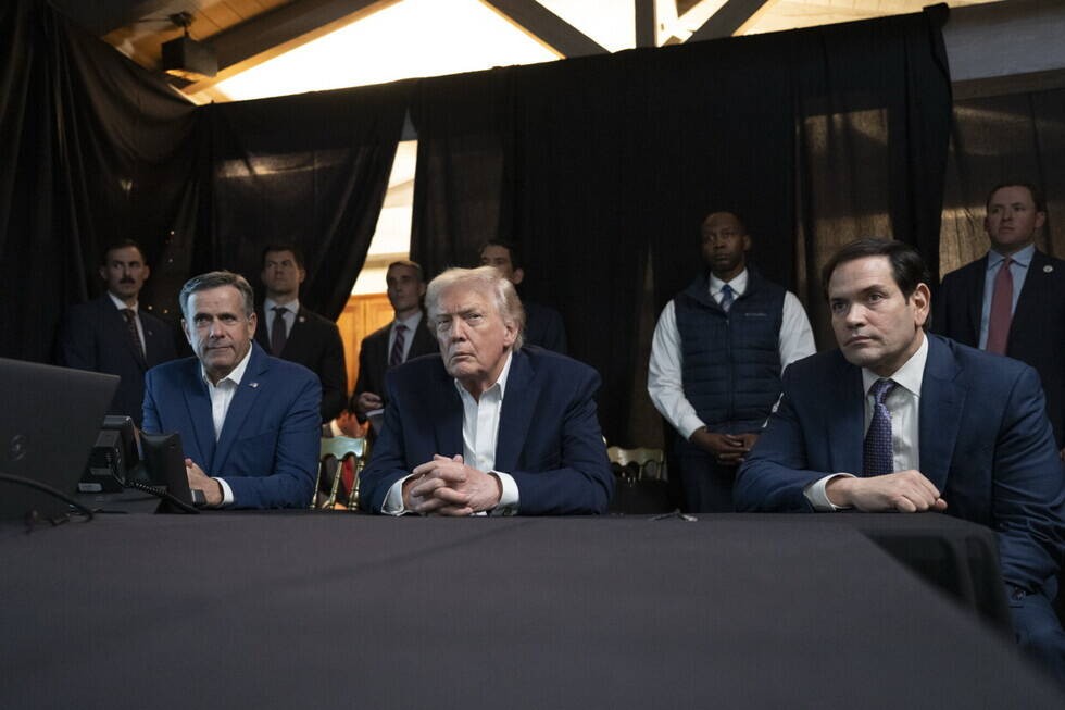 John Ratcliffe, director of the CIA, Donald Trump, president of the United States, and Marco Rubio, secretary of state, supervise a live shot of Nicolas Maduro, president of Venezuela. Palm Beach, January 3, 2026 