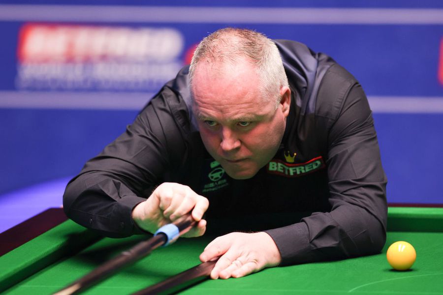 John Higgins John Higgins wins against Barry Hawkins » Strange situation at the Masters: all matches ended in the same score