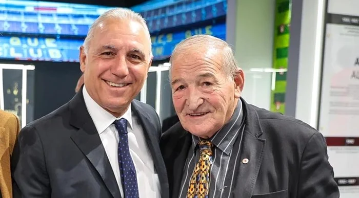 Hristo Stoichikov and Dimitar Penev, legends of Bulgarian football. Photo Facebook Novinarnik