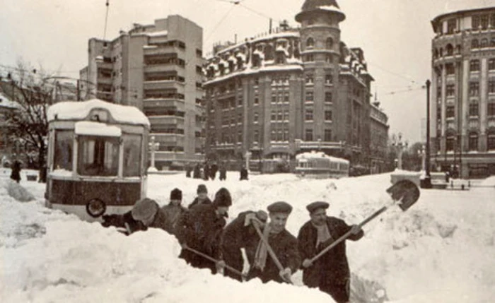 Winter of 1953-1954 PHOTO Agerpres