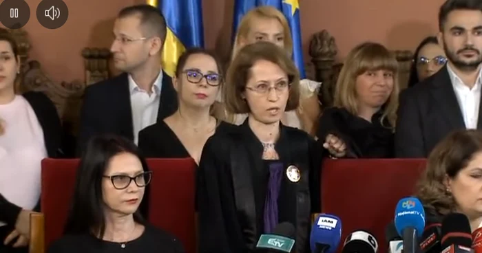 Raluca Moroşanu reacted, unexpectedly, after the Recoder documentary. PHOTO: TVR capture
