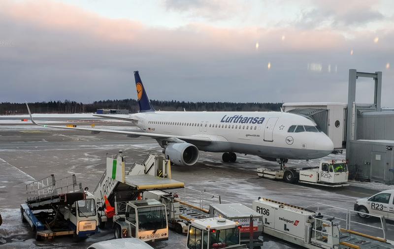 Lufthansa plane, Photo: HotNews.ro / Victor Cozmei