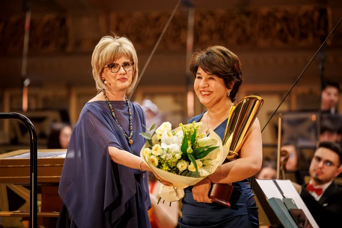 Luminița Arvunescu and Mihaela Martin