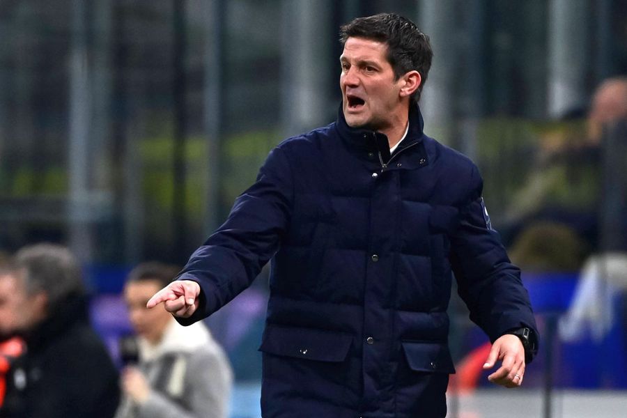 Cristi Chivu, in Inter - Naples // photo: Imago Images Chivu's new goal to replace Dumfries » The international has already played two seasons in Serie A