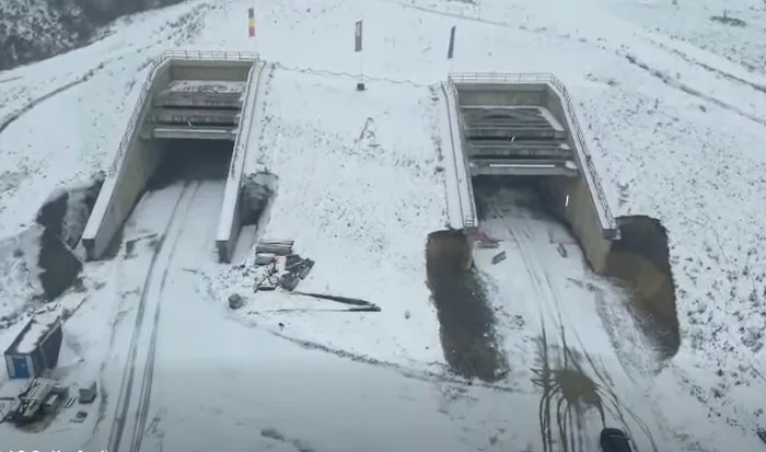   Momaia tunnel PHOTO: video capture
