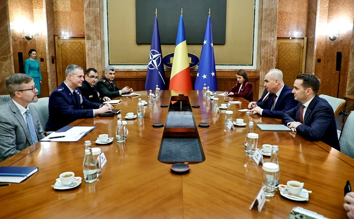 Meeting at Victoria Palace. PHOTO FB Government of Romania