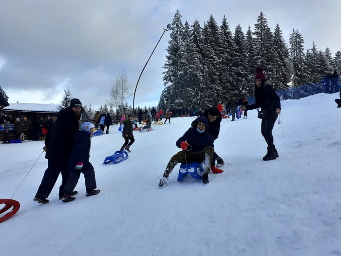 The children take advantage of this year's snow to go out with the sled. PHOTO: archive