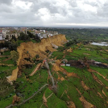 Massive landslide in Sicily PHOTO: X/ @mondoterremoti