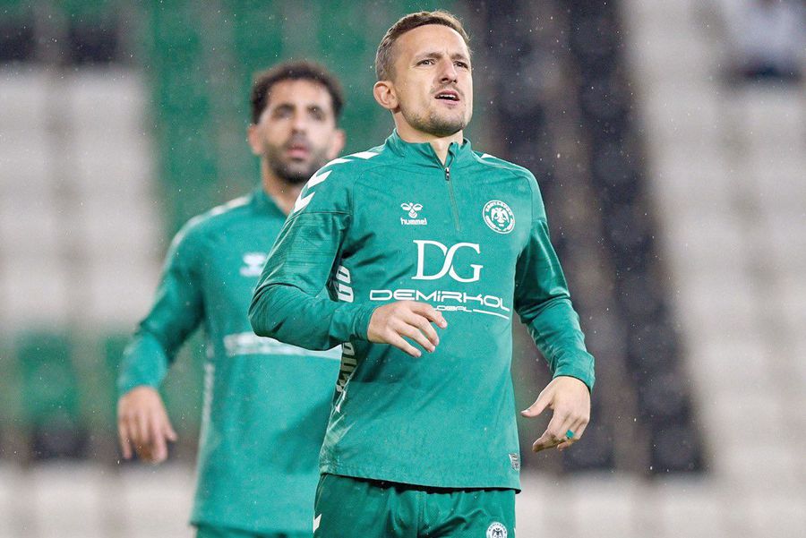 End of the road » Marius Ștefănescu has an offer to leave Konyaspor, but he can't!