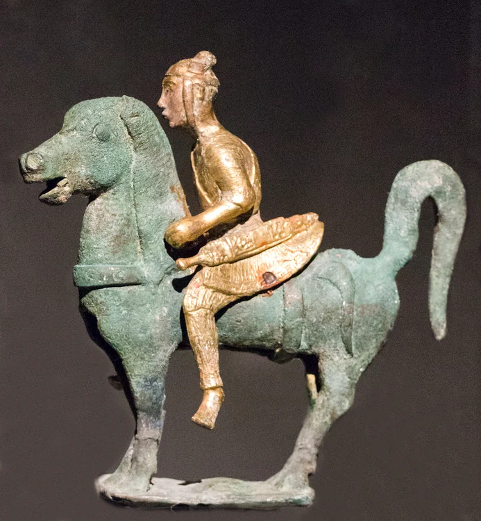Bronze statuette of the Dian Kingdom PHOTO wikipedia